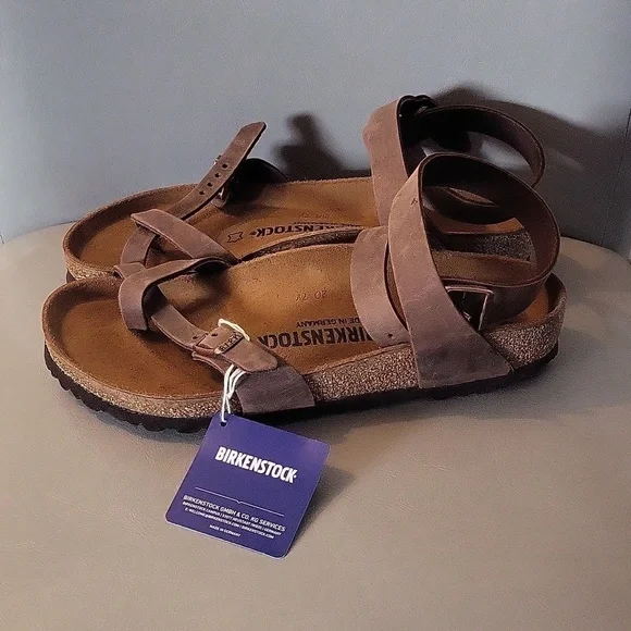 NWT Birkenstock Women's Yara Oiled Leather Flat Sandal - Picture 3 of 9